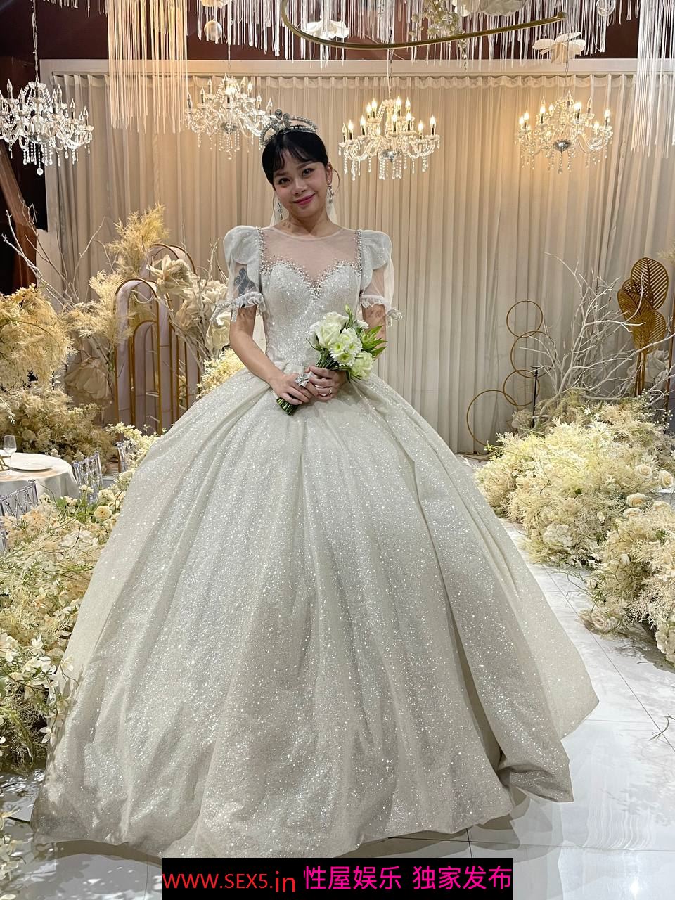 私藏美女反差 [10P]