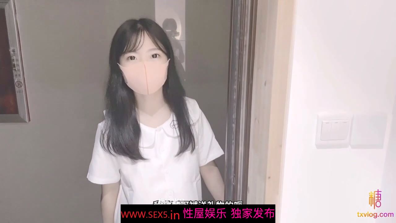00后纯欲白丝小可爱小学妹真的嫩 被大JB艹的爽翻了 屁股被打的好响 萌萌的外表 娇小的身材 又纯又欲 爱不释手