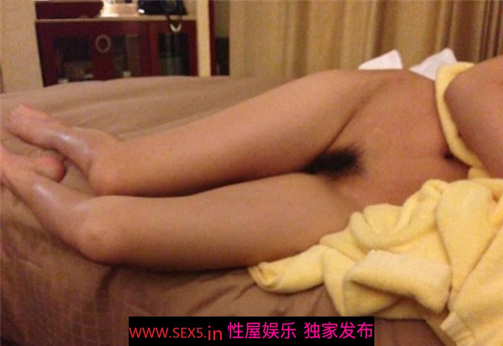 美騷少婦 [12P]
