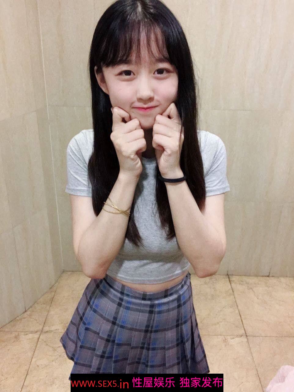 甜美妹子吸引人 [11P]