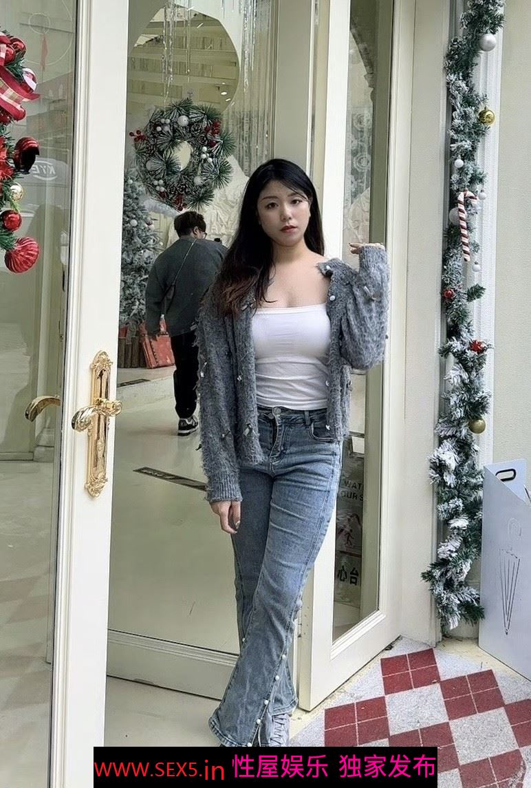 纯搬运身边女同事照片，年纪刚刚过三十[28P]