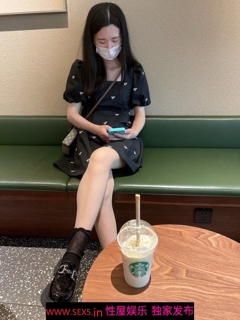 美女与丝足太顶了，受不了这样的[14P]