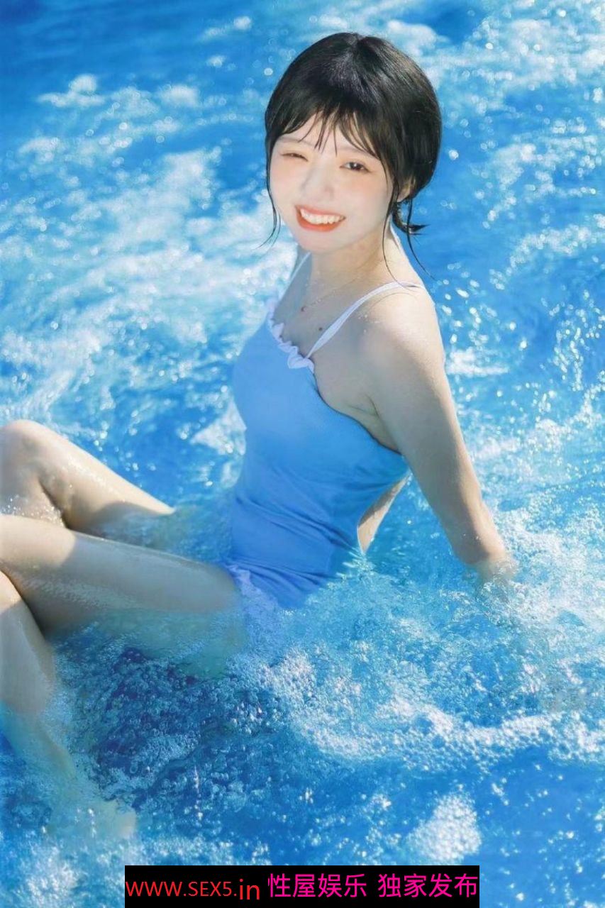 日常生活是女神私下是金主的母狗 [13P]